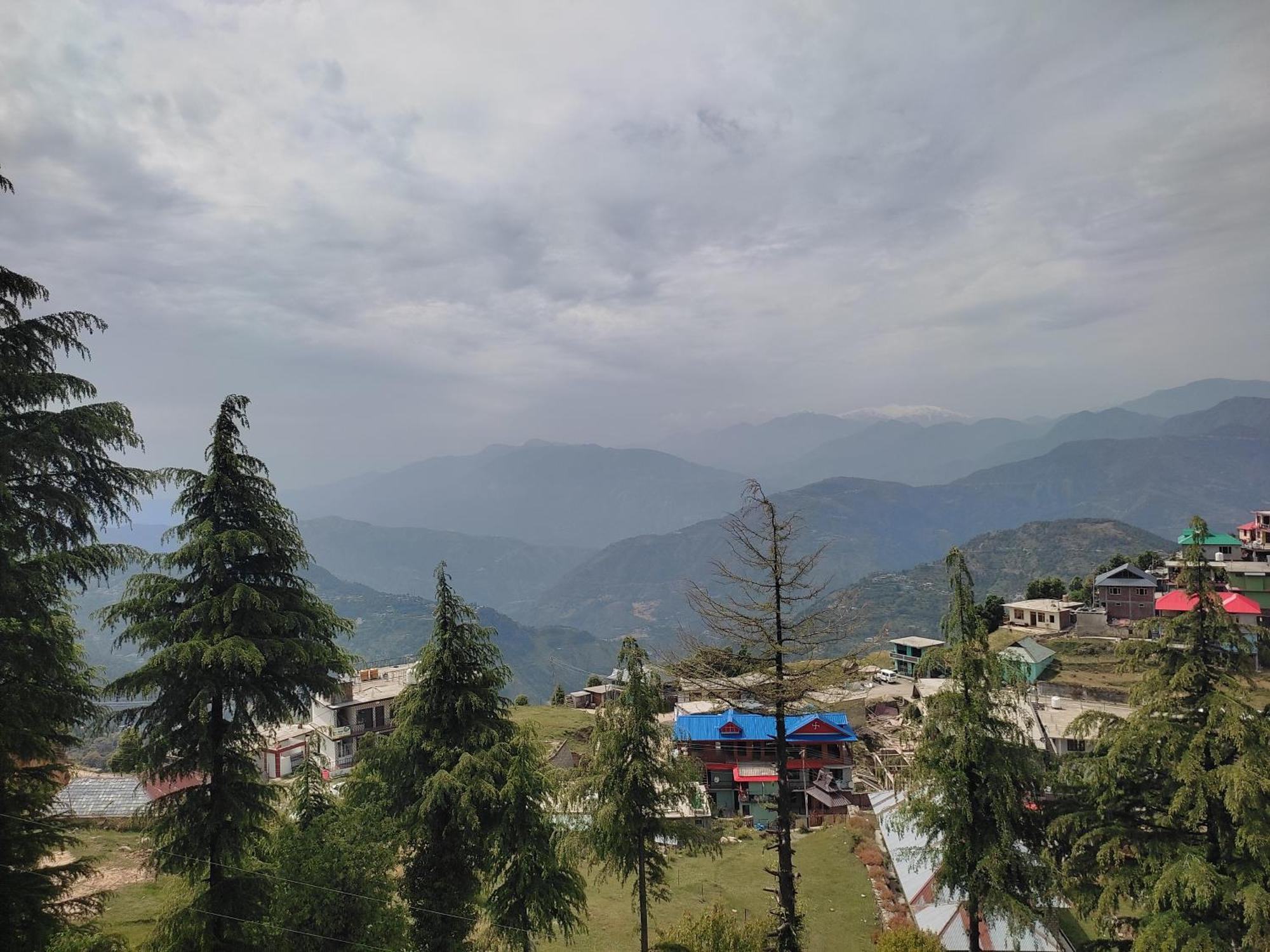 Mud House , Homestay Heritage Далхаузи Экстерьер фото